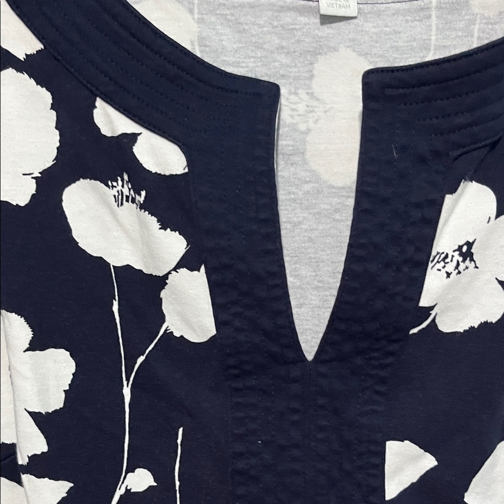 New York & Company Navy and White Floral Mini Dress - Picture 3 of 4